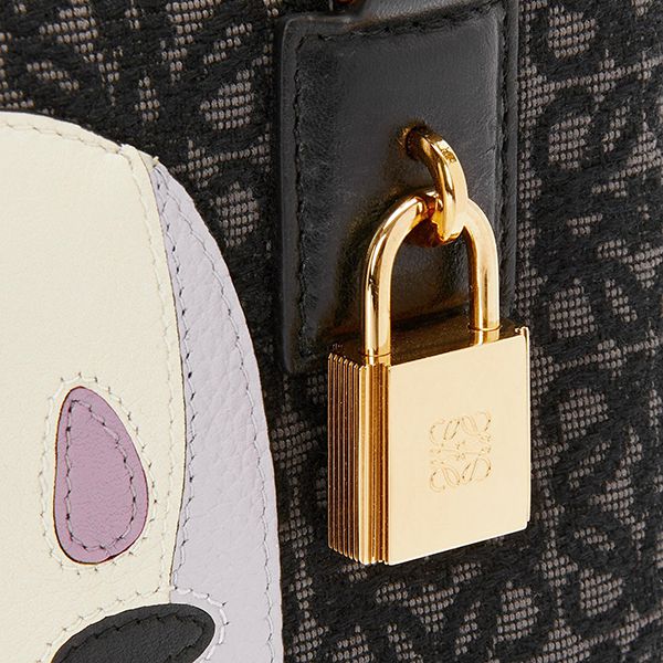 ロエベ×ジブリ コピー カオナシ アマソナ19 バッグ (アナグラムジャカード&カーフ)A039N10X05